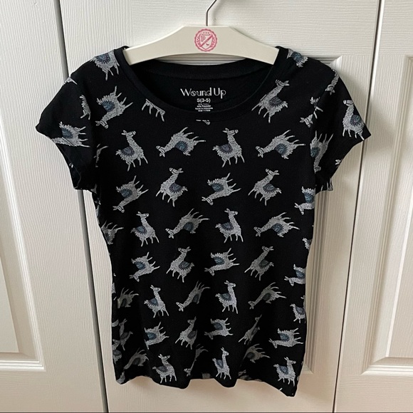 3/$15 Llama t-shirt - Picture 4 of 4